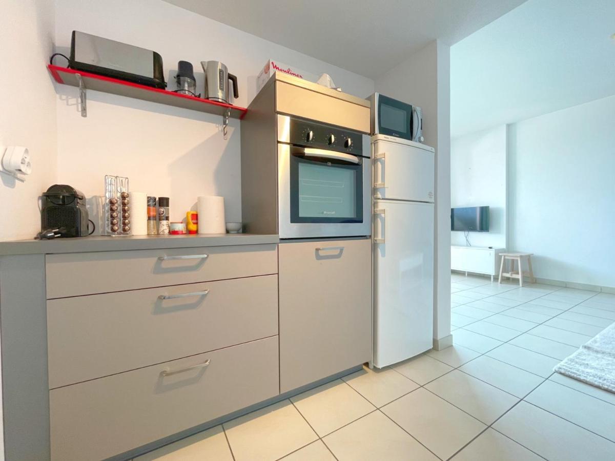 3P Climatise Avec Parking, Piscine, Proche Plage Et Commerces A Sete - Fr-1-338-497 Luaran gambar